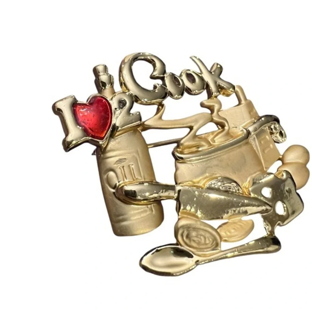 Vintage Danecraft Brooch Pin I Love 2  Cook Gold‎ Tone Chef Gift
